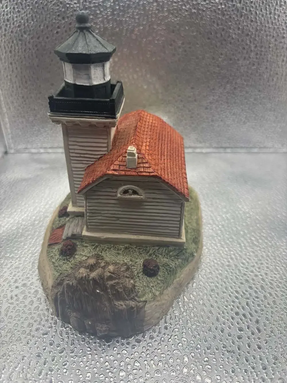 Harbour Lights Burrows Island Washington Lighthouse Figurine #108